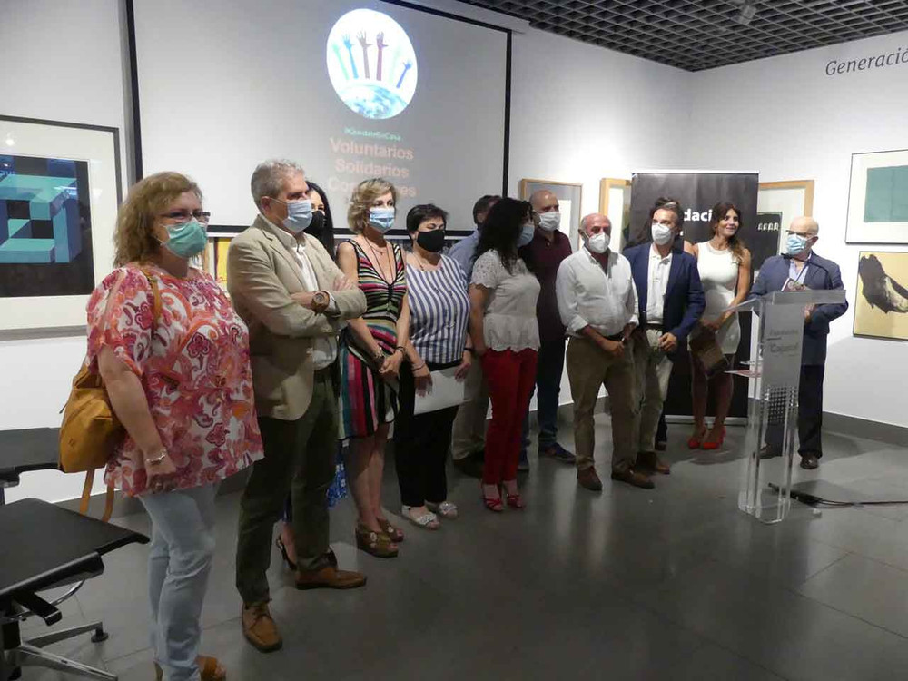 La Plataforma Voluntarios Solidarios Cordobeses reciben el reconocimiento de la Junta de Andalucía y la ciudad. .