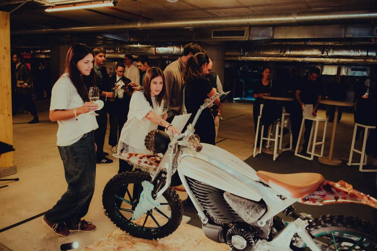 Presentación Moto Eléctrica Flying Flea Underground