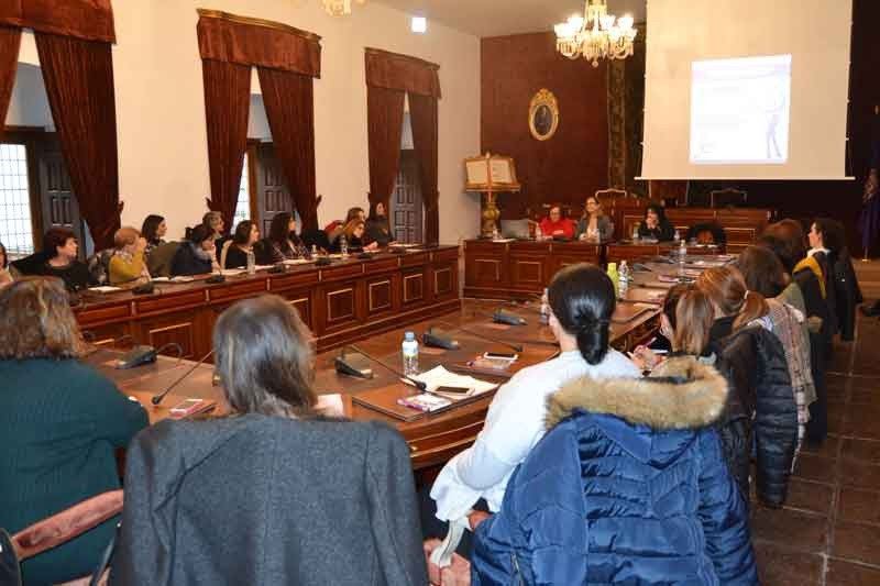 La Delegación de Igualdad de la Diputación de Córdoba celebra una jornada de investigación sobre perspectiva de género