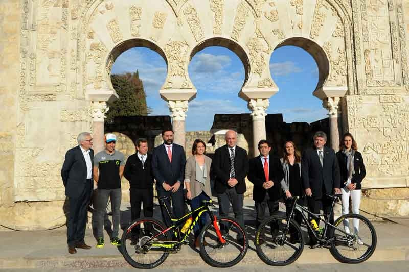 Córdoba acoge la presentación de la Andalucía Bike Race, una de las competiciones de ciclismo de montaña con mayor repercusión internacional
