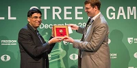 Ajedrez: Vishy Anand and Timur Turlov