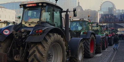Tractorada