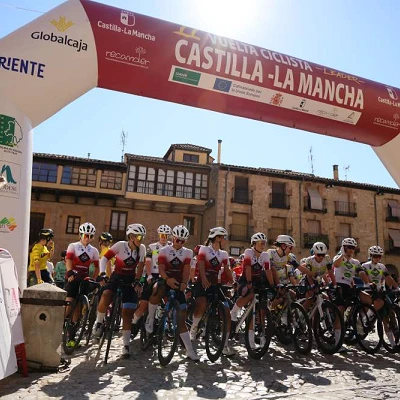 II Vuelta Ciclista CLM LEADER