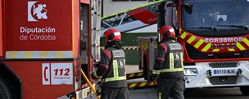 Bomberos en Incendio Palma del Rio