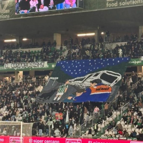 Grada llena en el Cordoba Valladolid