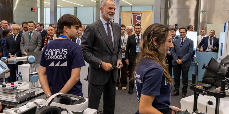 Industria de Defensa. El Rey en Indudef.